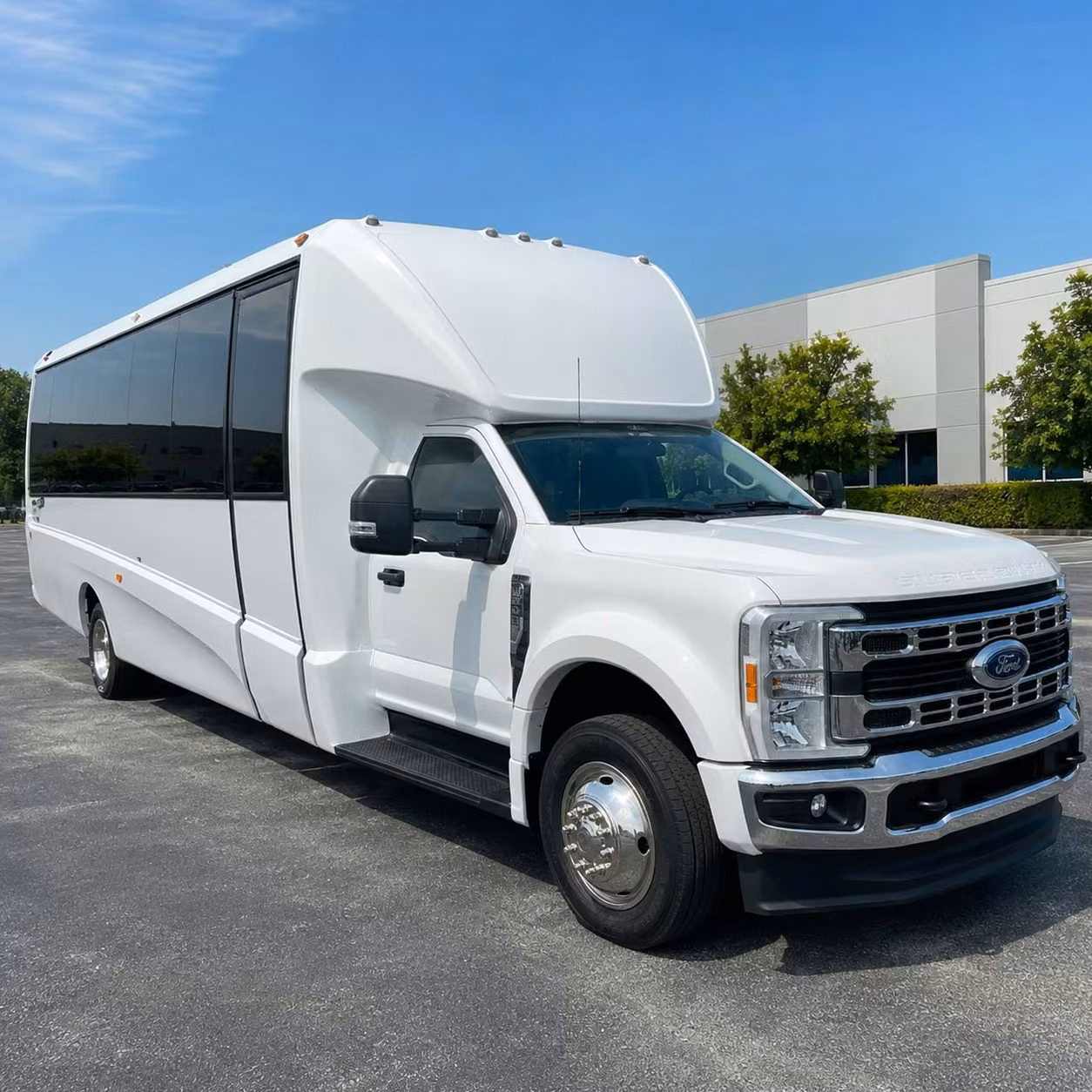 15 passenger minibus