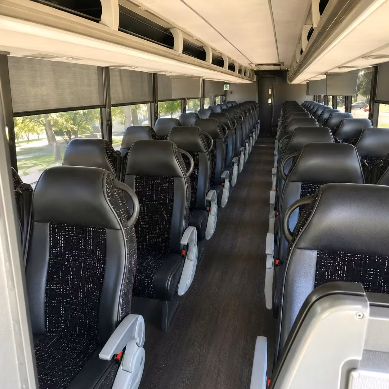keep your sumter school field trip running smoothly with a charter bus rental