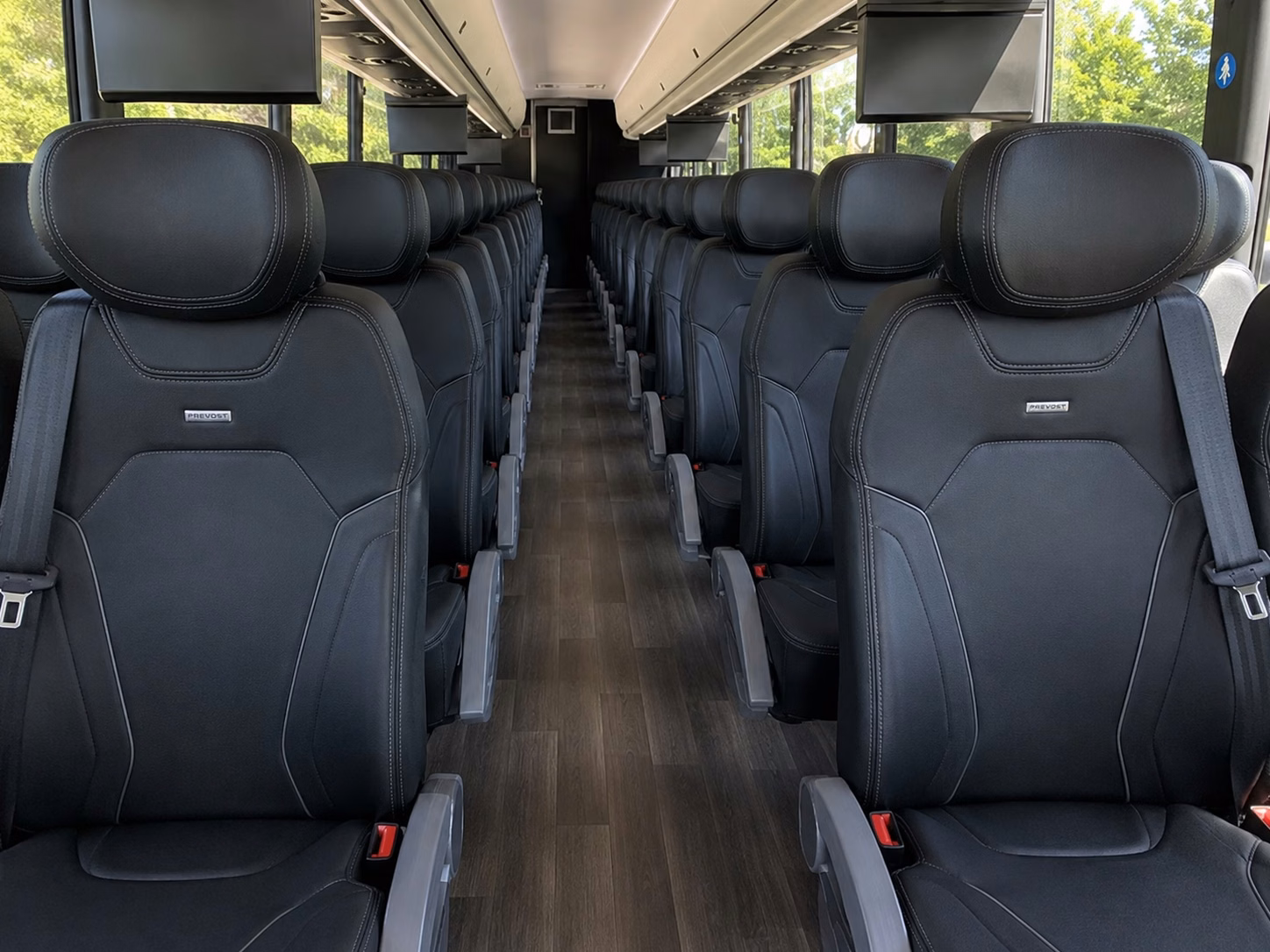 shuttle your wedding guests between sumter hotels and your ceremony venue without the headache